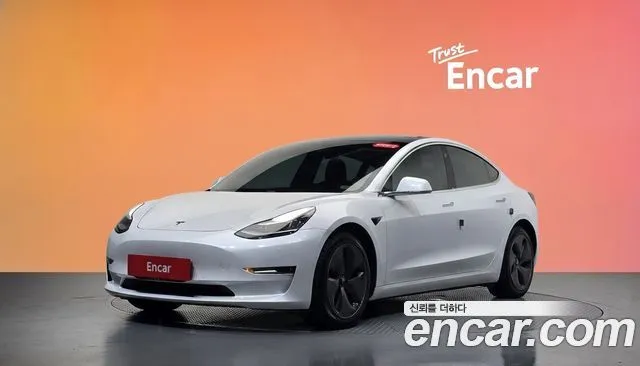 Tesla Model 3 Long Range AWD