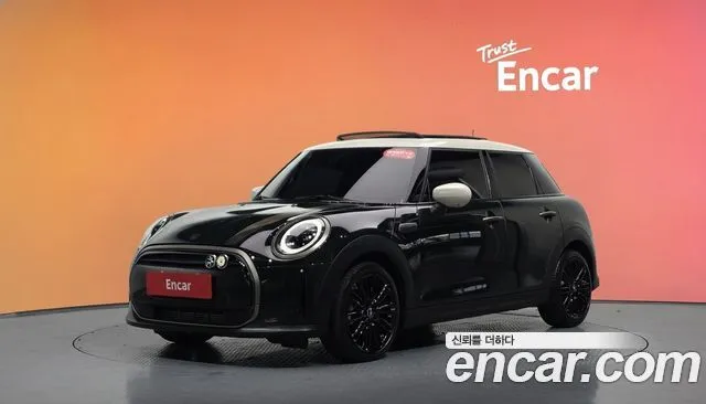 Mini Cooper 5Door Resolute Edition
