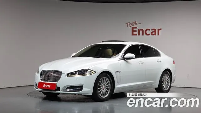Jaguar XF 2.0 Luxury