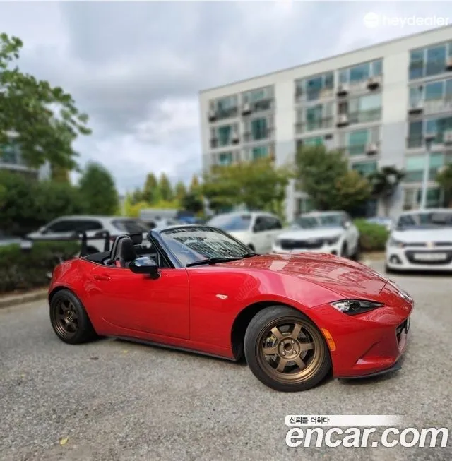 Mazda MX-5 Miata Miata