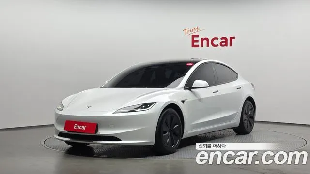 Tesla Model 3 Long Range AWD
