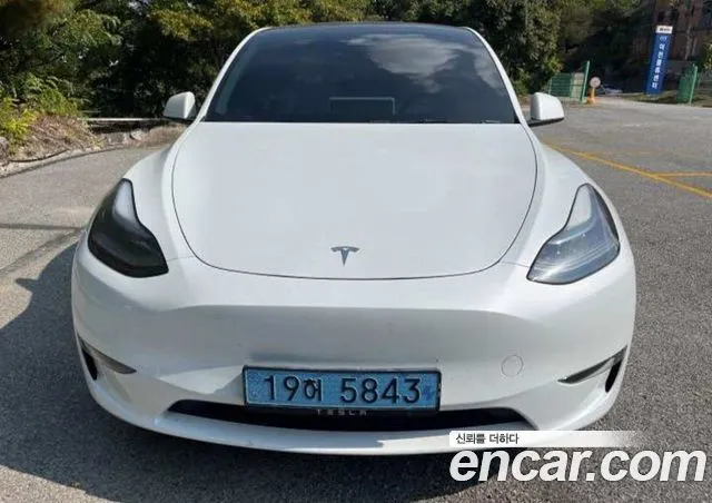 Tesla Model Y Long Range AWD