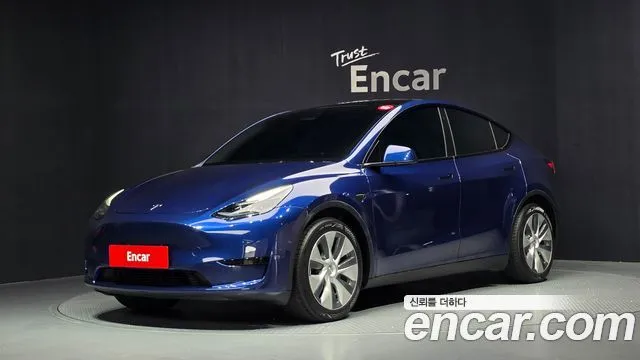 Tesla Model Y RWD