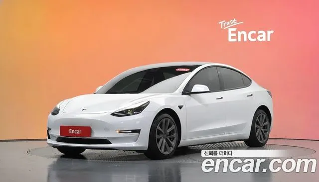Tesla Model 3 Long Range AWD