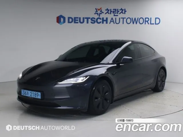 Tesla Model 3 RWD