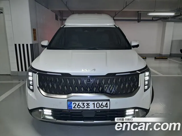 Kia Canival HEV 7-Seater Hi Limousine