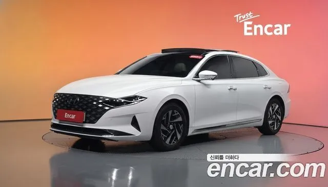 Hyundai Grandeur Le Blanc