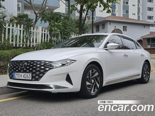 Hyundai Grandeur Le Blanc