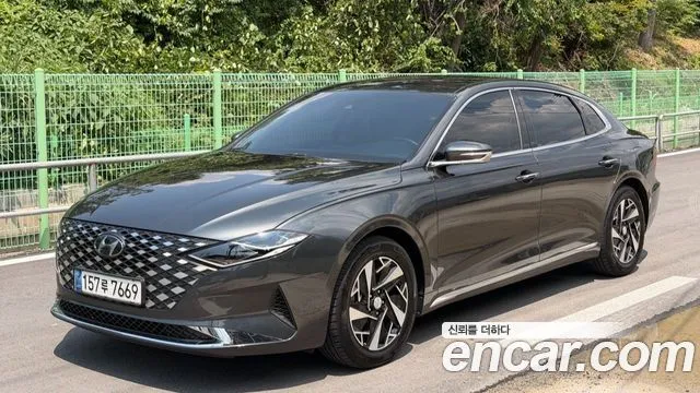 Hyundai Grandeur Premium Choice