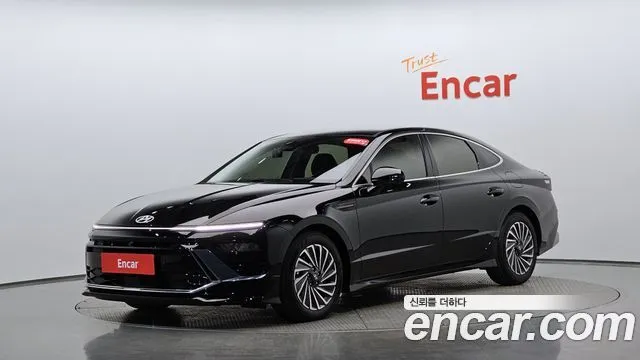 Hyundai Sonata Exclusive