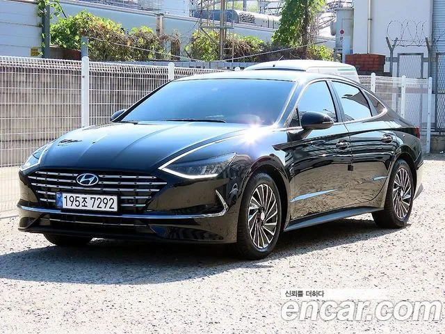 Hyundai Sonata Premium Plus
