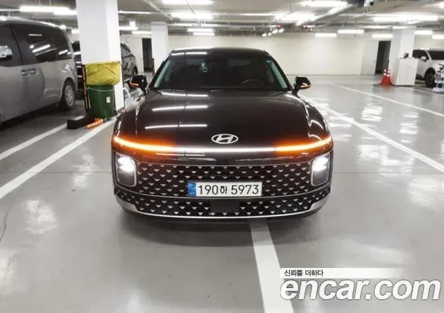 Hyundai Grandeur Premium