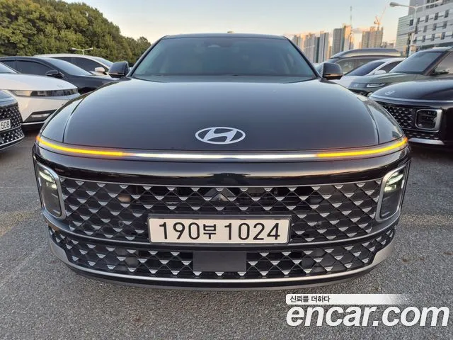 Hyundai Grandeur Premium