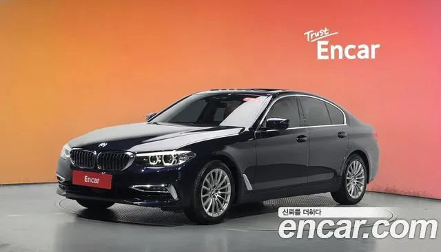 BMW 5-Series 520i Luxury