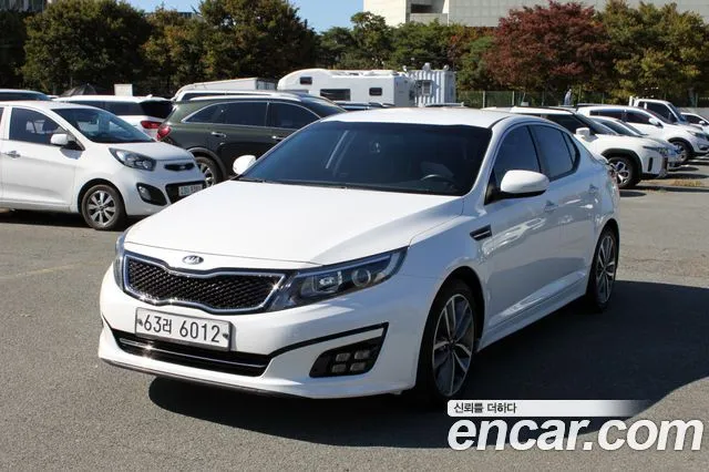 Kia K5 Luxury