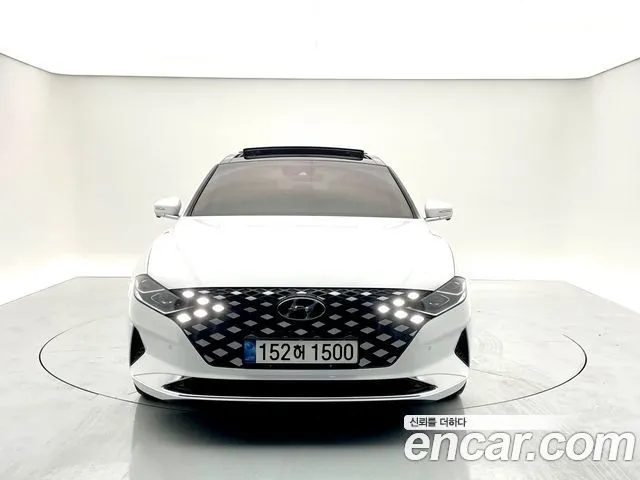 Hyundai Grandeur Le Blanc