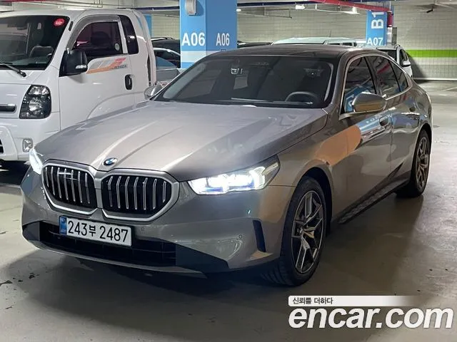BMW 5-Series 520i