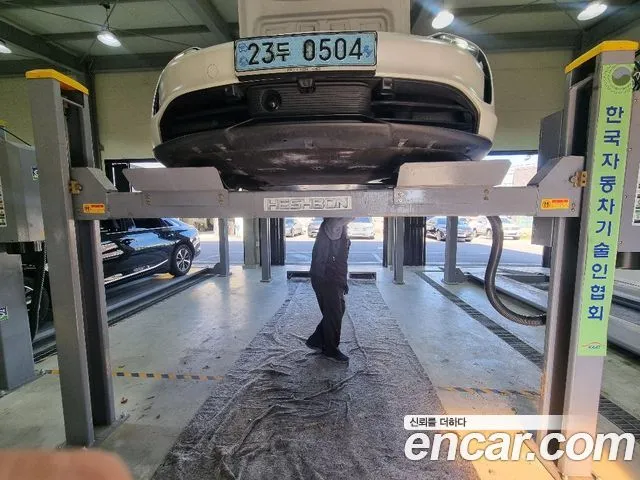 Porsche Taycan 4S