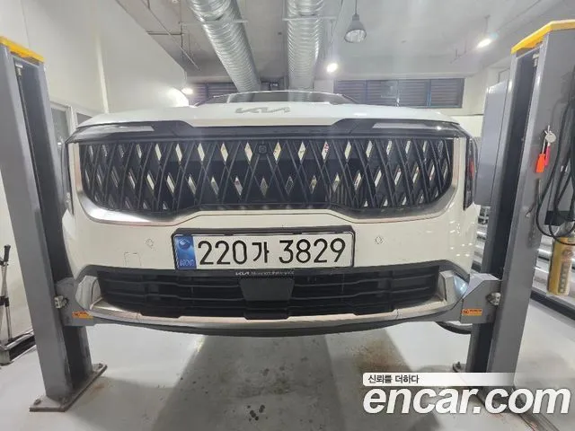 Kia Canival HEV 9seater Nobless