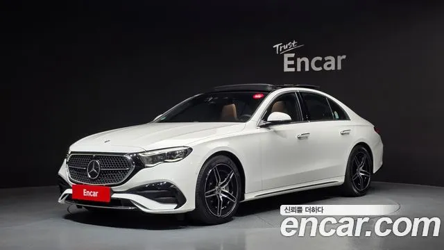 Mercedes-Benz E-Class E300 4MATIC AMG Line