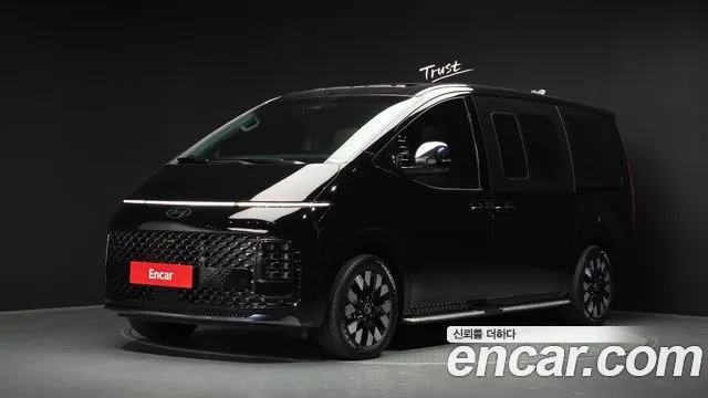 Hyundai Staria HEV 1.6 Lounge 9-Seater