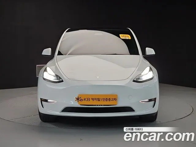 Tesla Model Y Long Range AWD