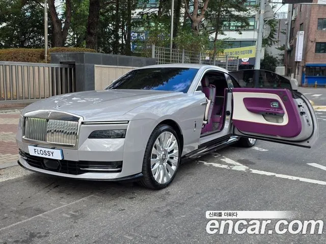 Rolls-Royce Spectre Coupe