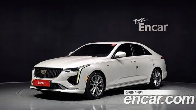 Cadillac CT4 2.0 Sport