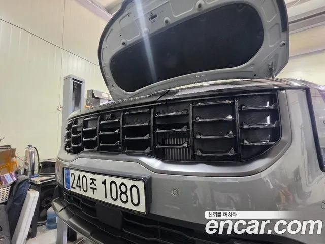 Kia Canival HEV 7seater Gravity