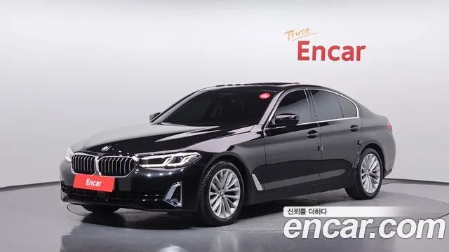 BMW 5-Series 520i Luxury
