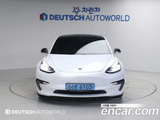 Tesla Model 3 Long Range AWD