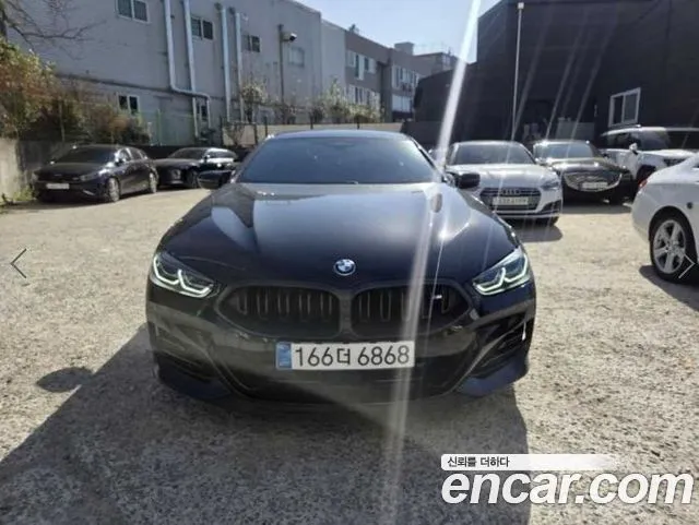 BMW 8-Series M850i xDrive M Performance