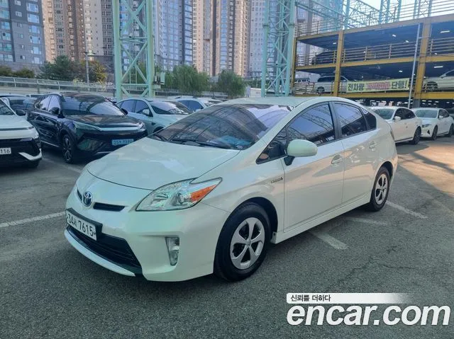 Toyota Prius 1.8 E