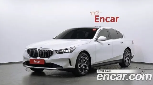 BMW 5-Series 520i
