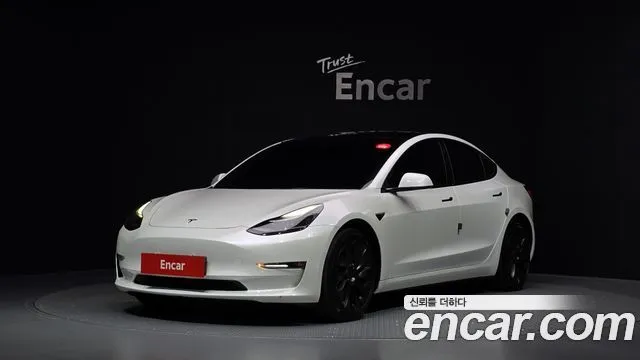 Tesla Model 3 Long Range AWD