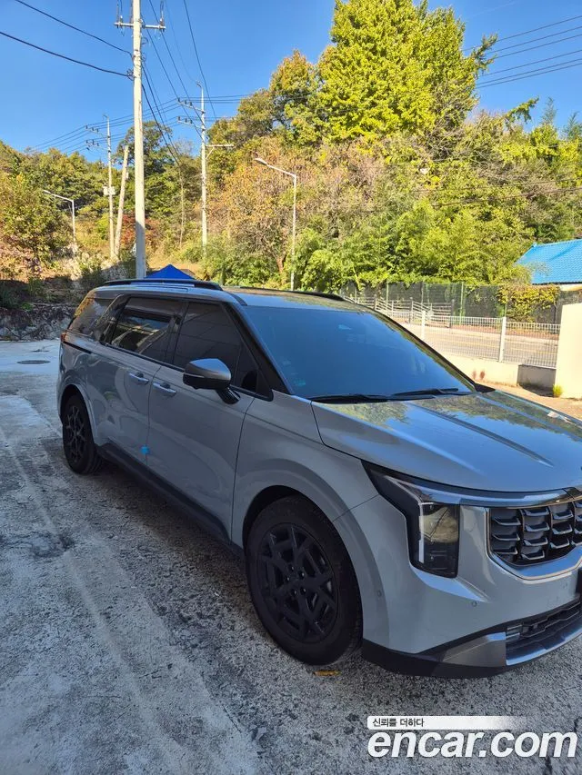 Kia Canival HEV 7-Seater X Line