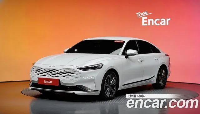 Kia K8 Signature
