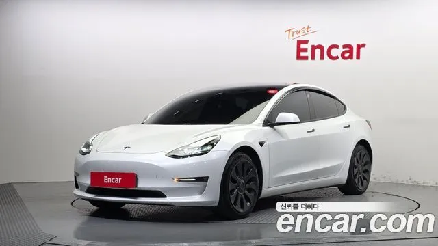 Tesla Model 3 Long Range AWD