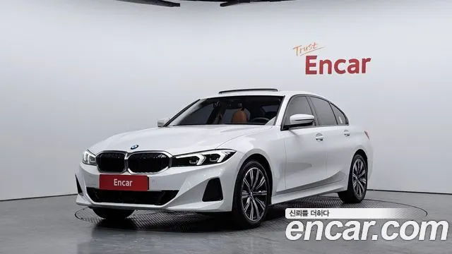 BMW 3-Series 320i