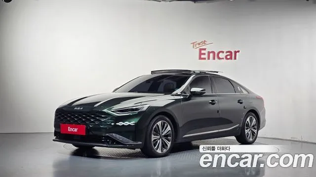Kia K8 Signature