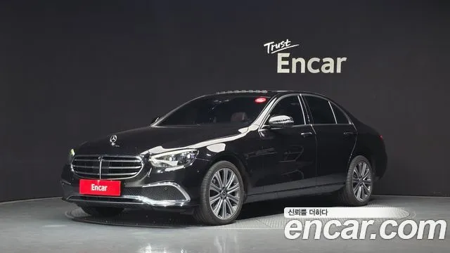 Mercedes-Benz E-Class E300e 4MATIC Exclusive
