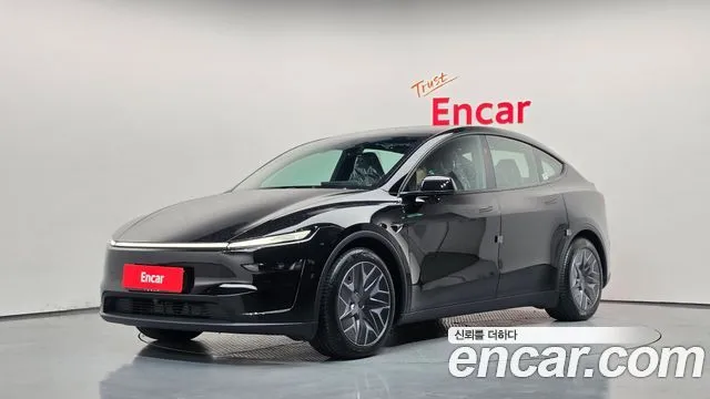 Tesla Model Y L Long Range AWD