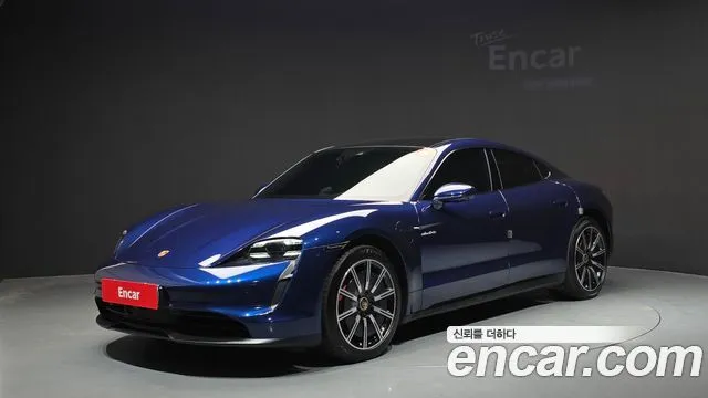 Porsche Taycan 4S