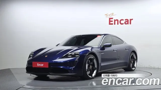 Porsche Taycan Base