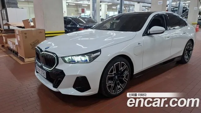 BMW 5-Series 530e M Sport
