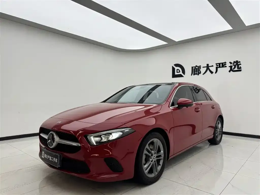 Mercedes-Benz A-Class (Import) A 200 Dynamic Version