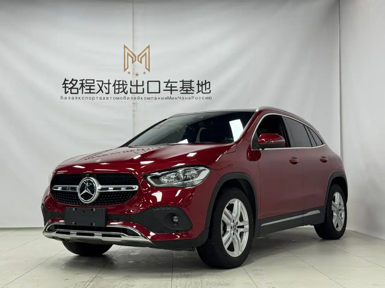 Mercedes-Benz GLA Model GLA 180