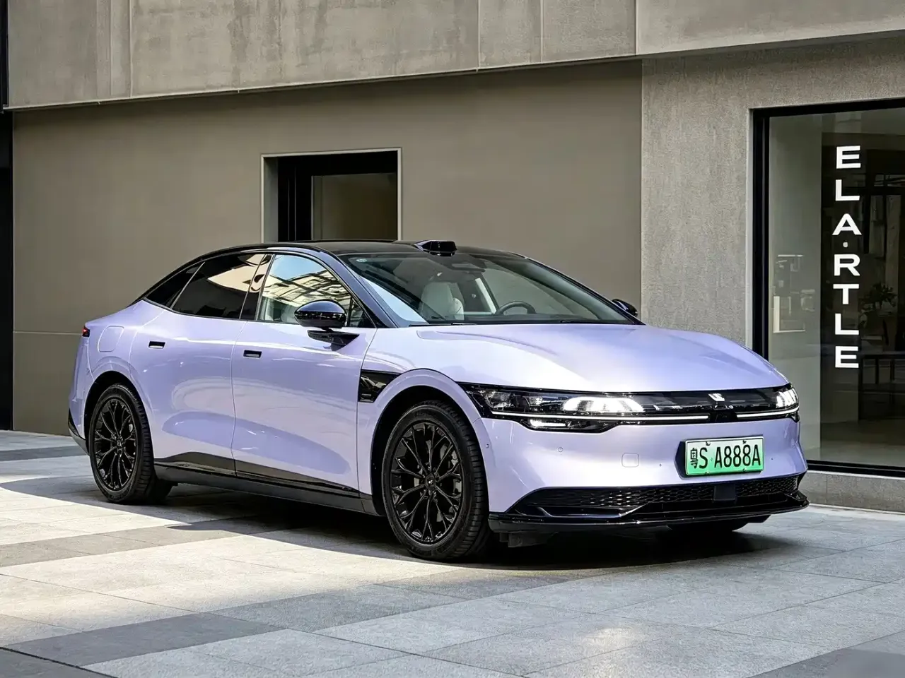 ZEEKR Zeekr 007 AWD Smart Driving 75kWh