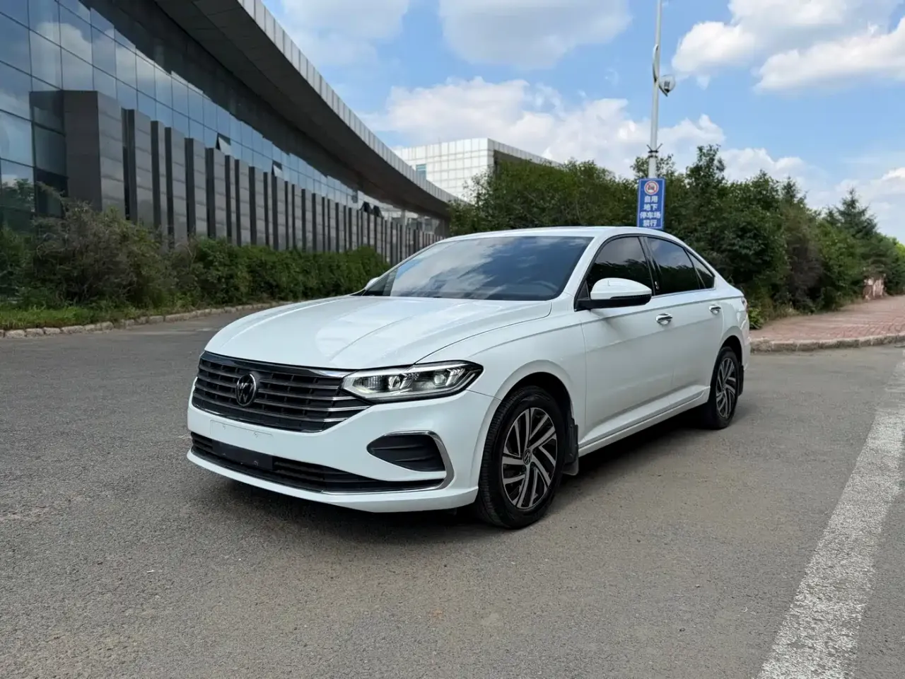 Volkswagen Lavida Facelift 1.5L Automatic 5 Million Edition