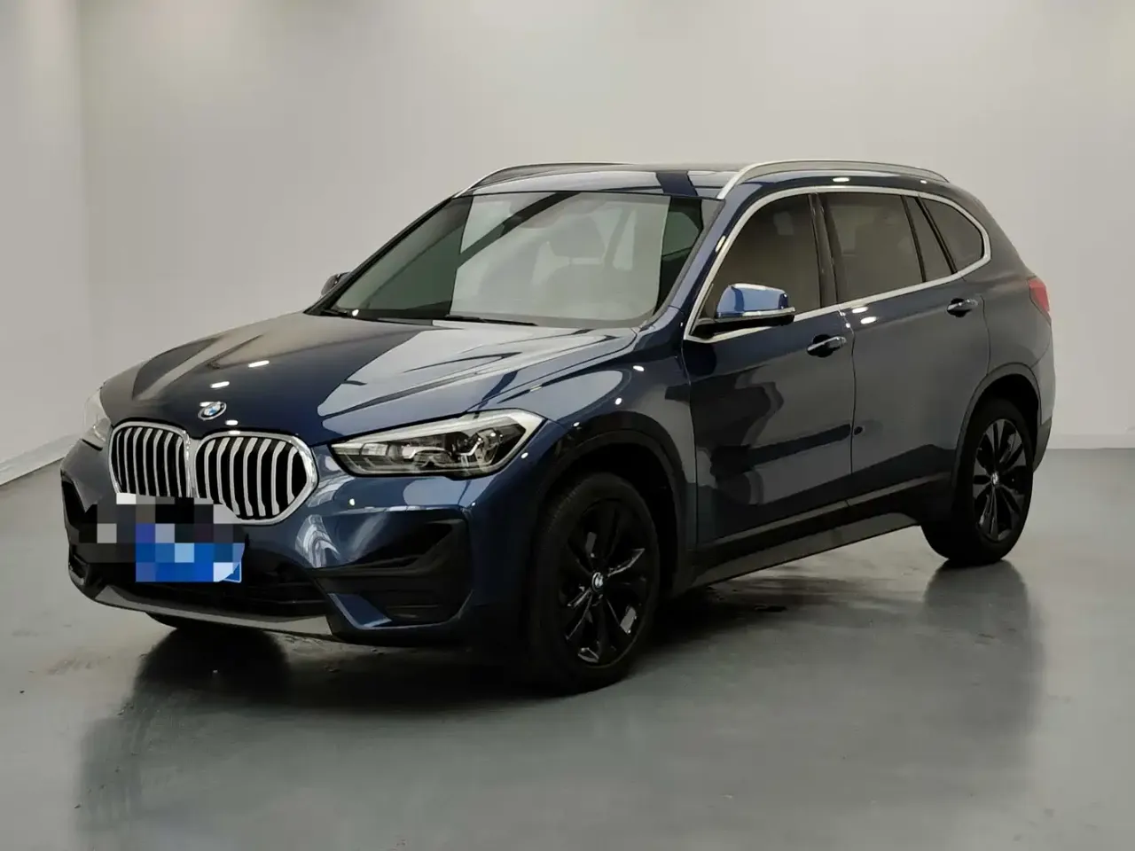 BMW X1 sDrive20Li Fashion Model